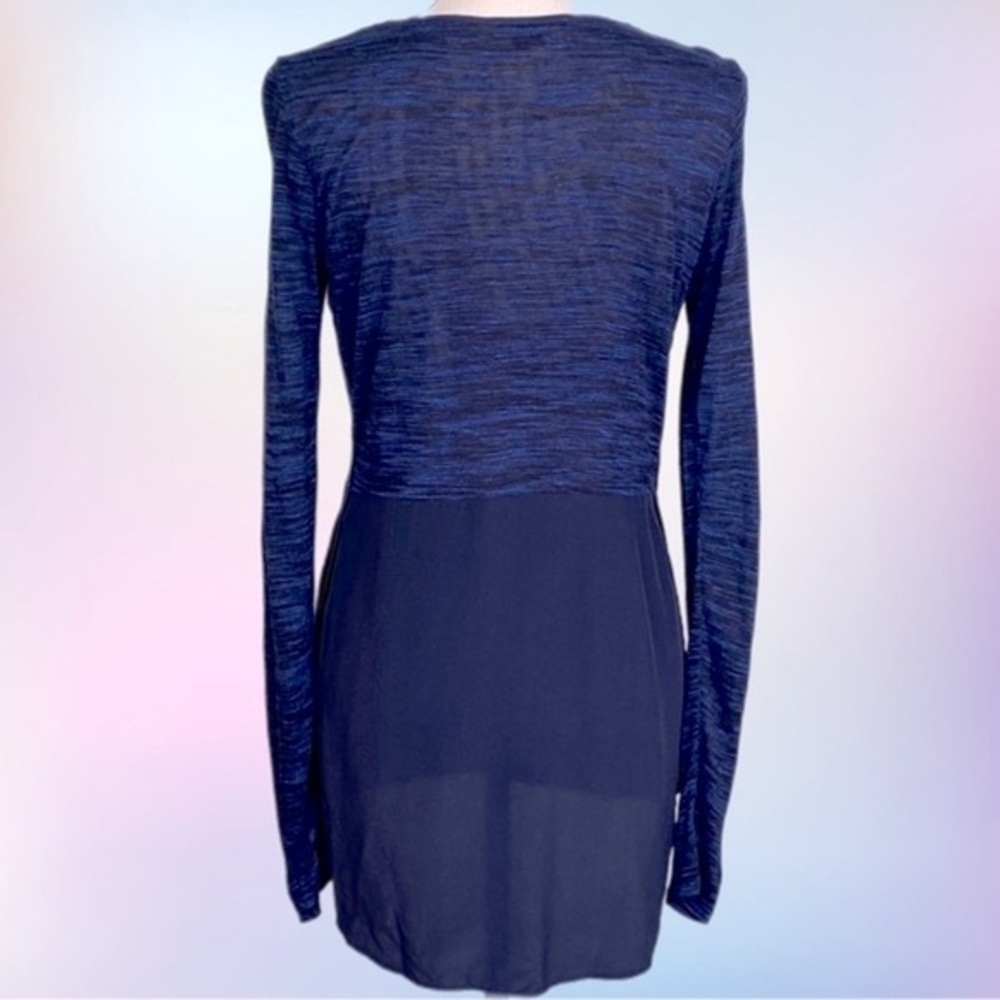 VINCE blue and black “Mixed Media” linen and silk tunic w/side slits. XS. EUC - Picture 10 of 12